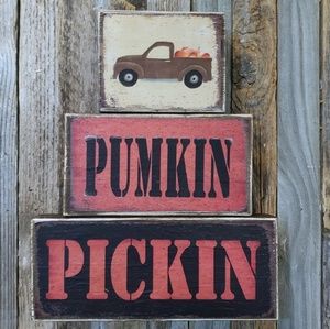 Pumpkin Pickin Stackable Wood Block Signs